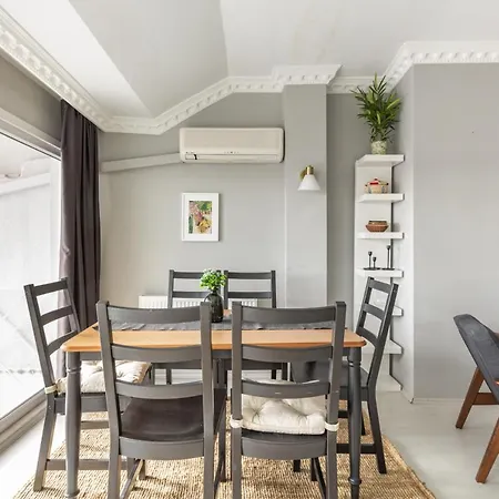 Apartment Charming Besiktas Flat With A Lovely Terrace Istanbul